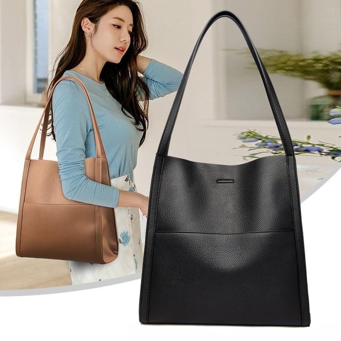 Simple Solid Color Shoulder Bag Made of Genuine Leather