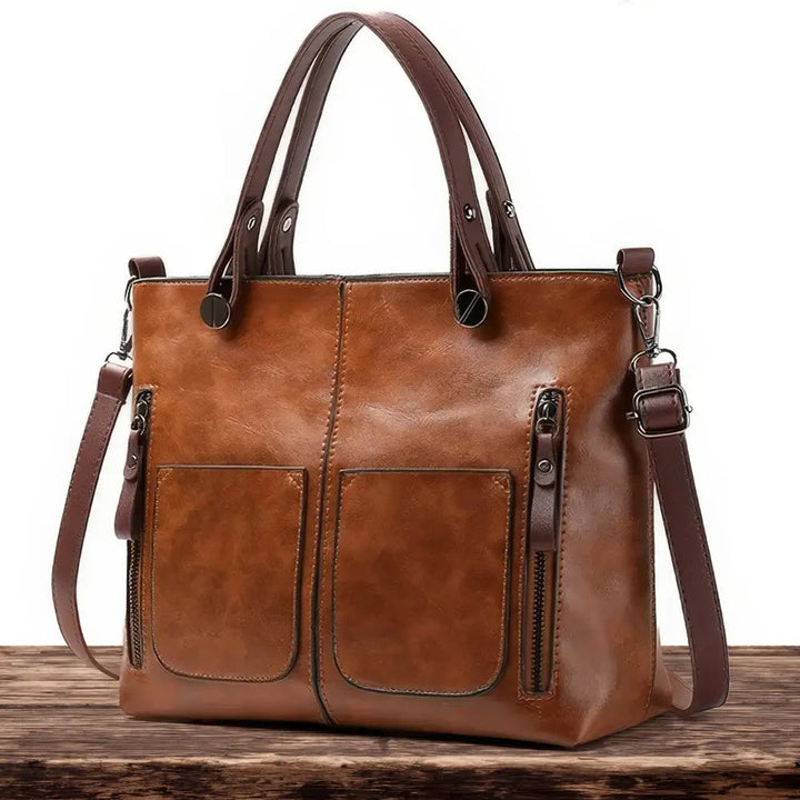 "Ilse's Timeless Elegance | Shoulder Bag" could be rephrased as "Ilse's Classic Elegance | Shoulder Bag".