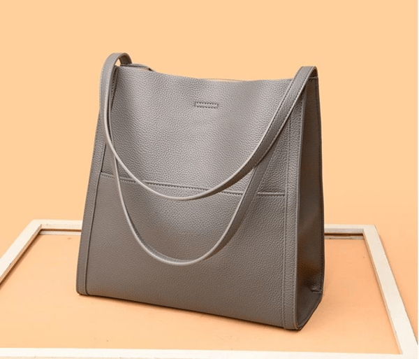 Simple Solid Color Shoulder Bag Made of Genuine Leather