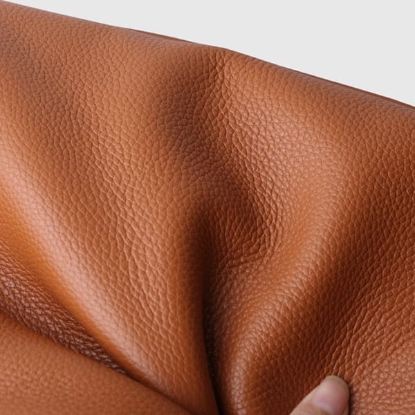 Simple Solid Color Shoulder Bag Made of Genuine Leather