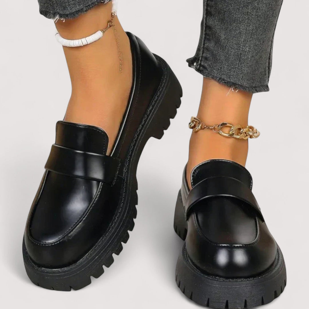 Giada - Practical and Elegant Loafers