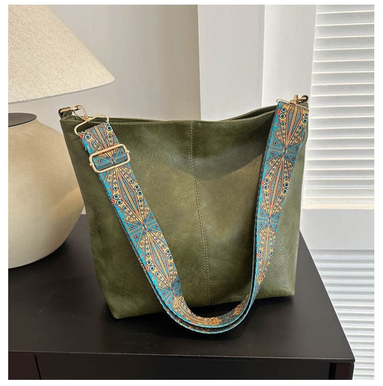 Modern and Functional Shoulder Bag for Women