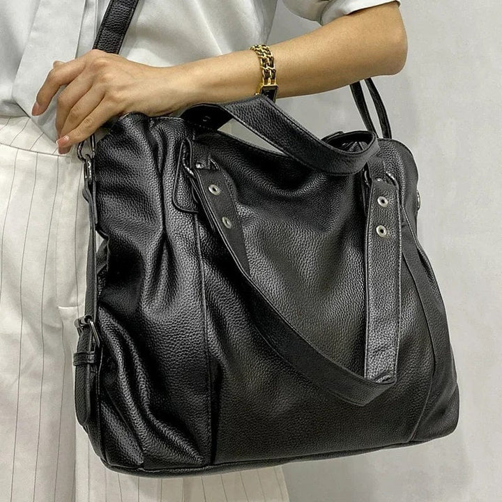 Elegant and multifunctional leather shoulder bag