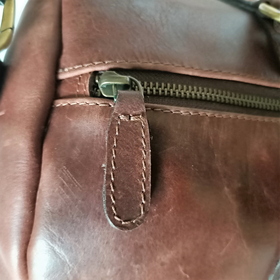 Brown Leather Duffle Bag in Dark Shade