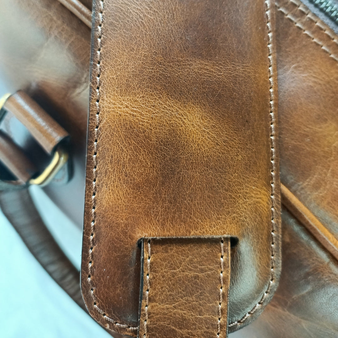 Shimmering Hunter Leather Women's Mini Travel Bag