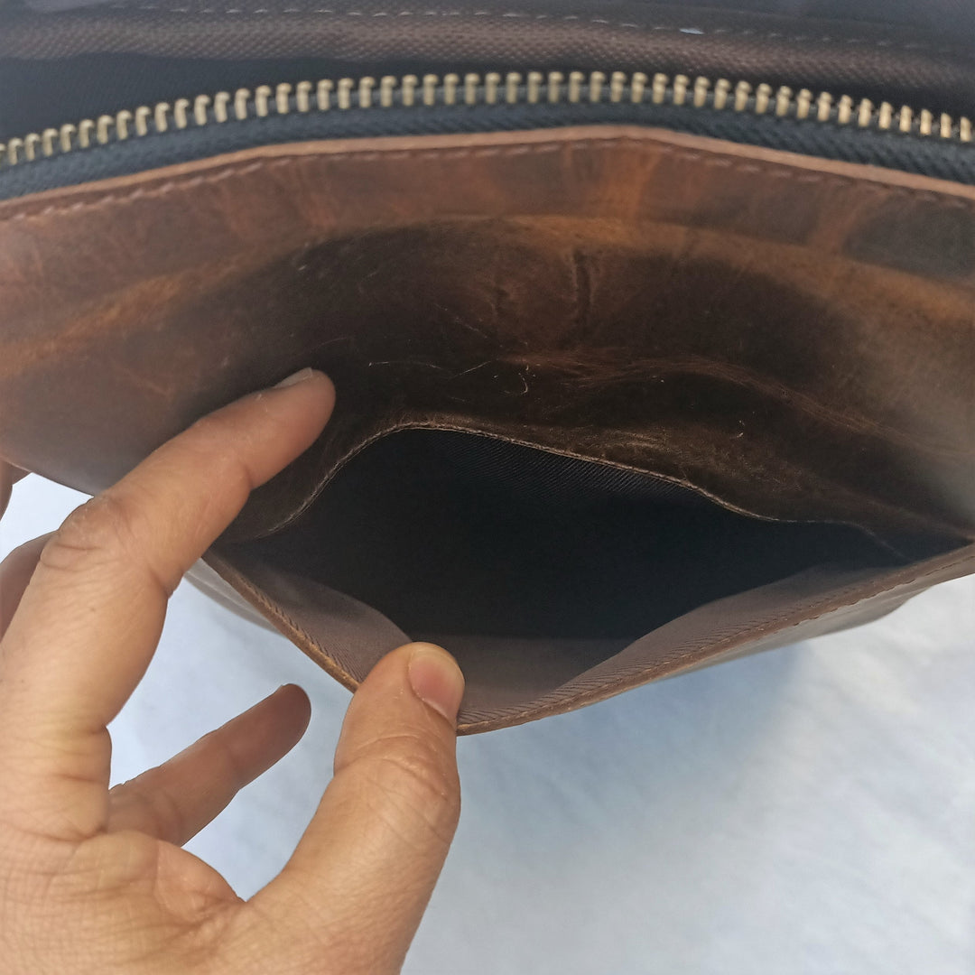Hunter Women's Bag Made of Brown Leather