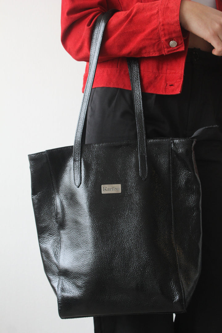 Jacinta Black Shiny Wallet
