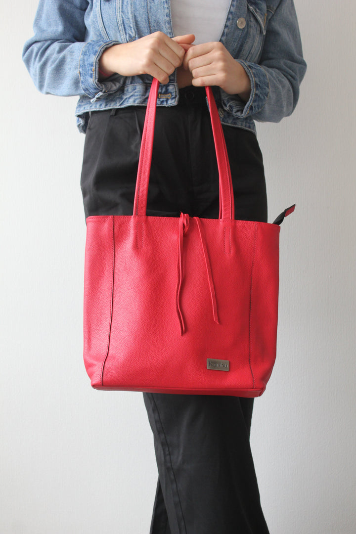 Red Wallet in Florentine Style
