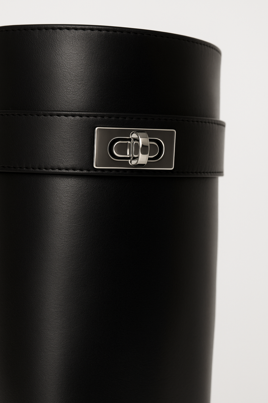 Shark Lock Knee-High Leather Boots