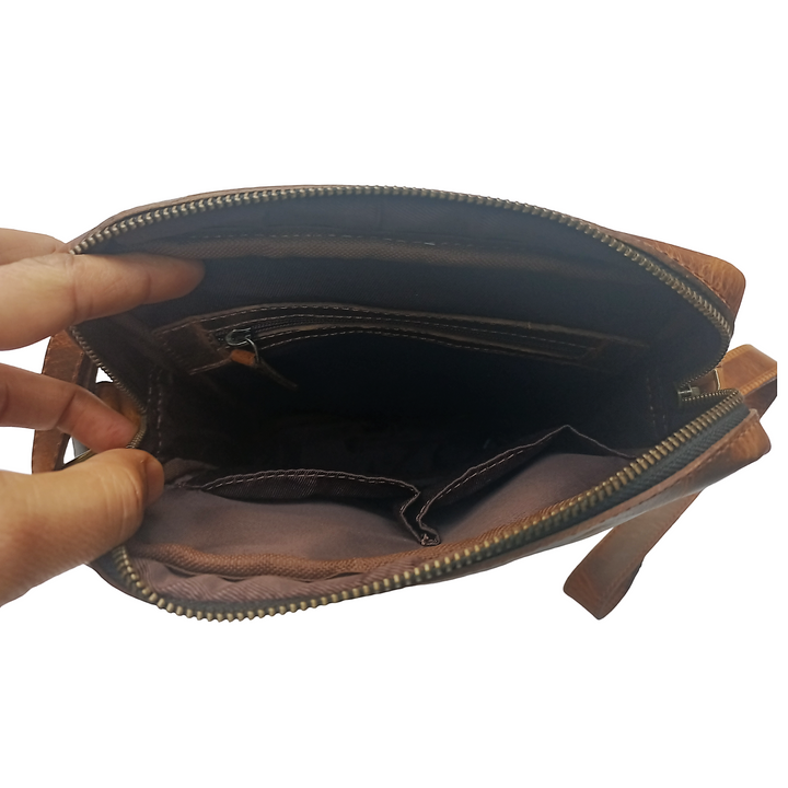 Hunter Women's Bag Made of Brown Leather