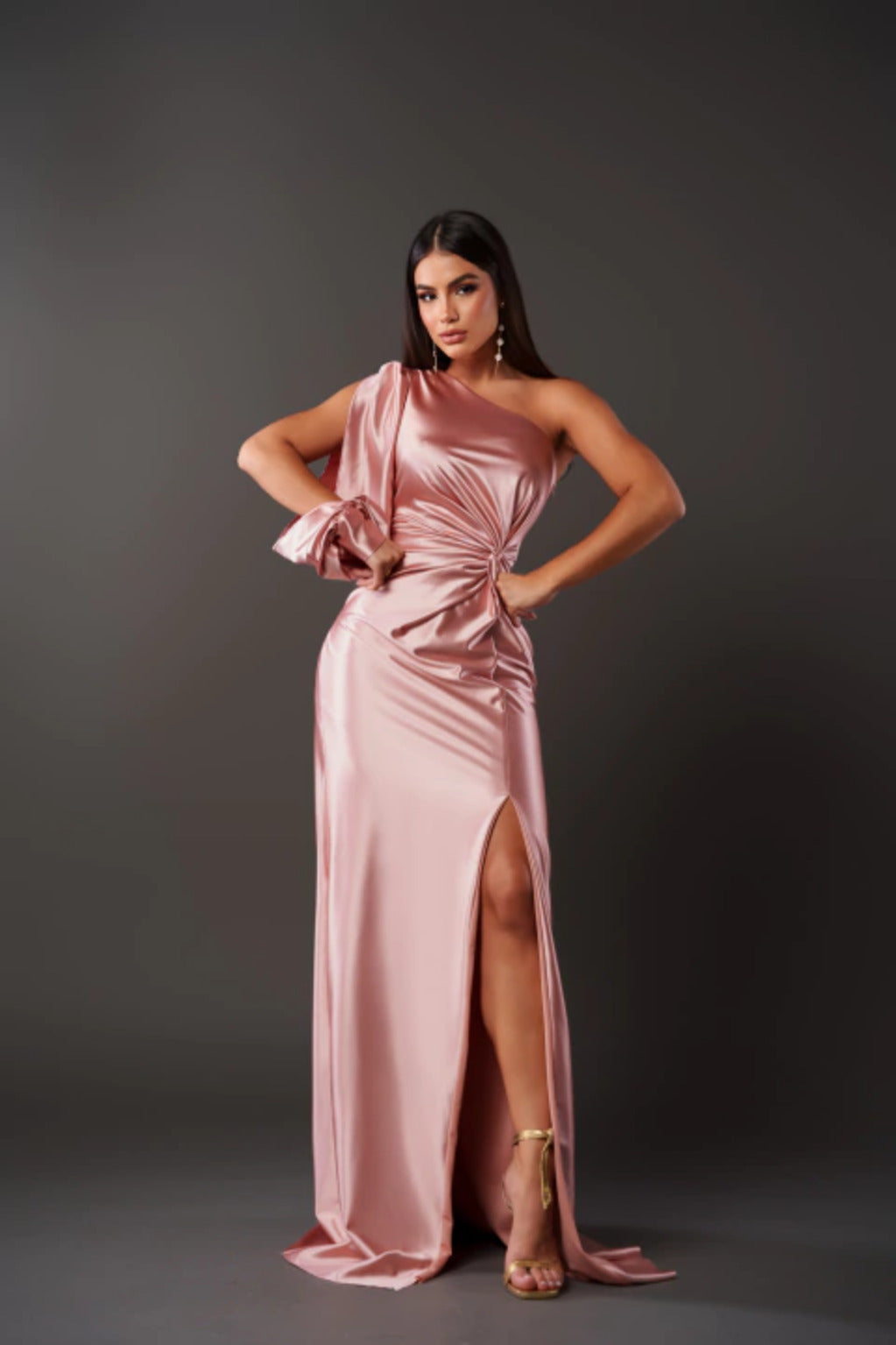Amelia - Slim Fit Evening Dress