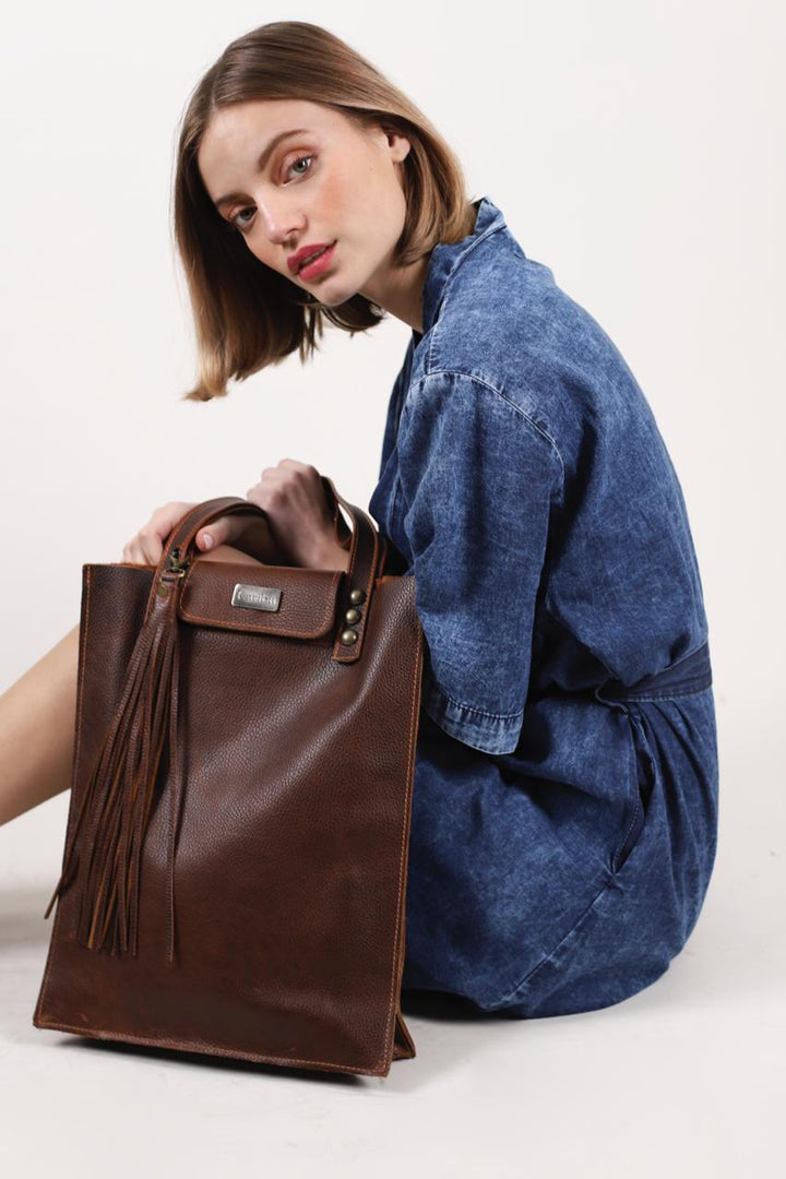 Juanita Café Handbag